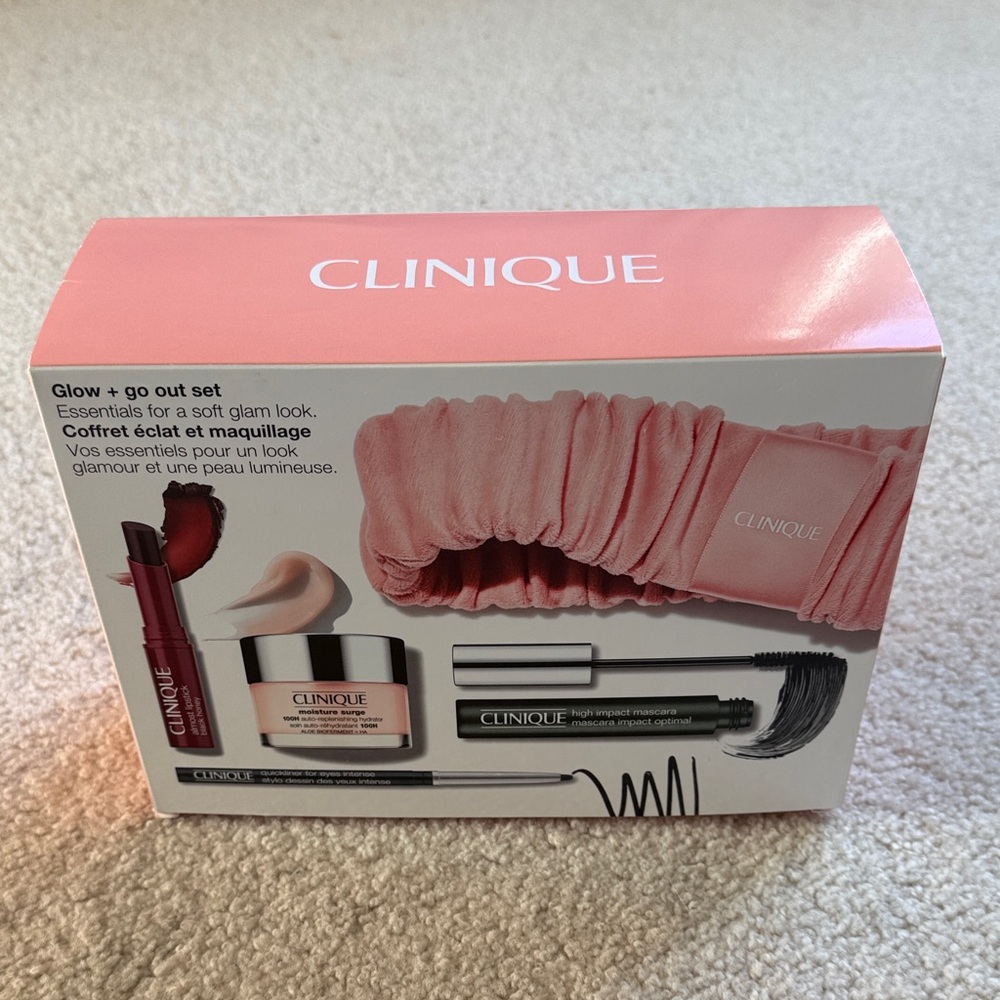 Clinique Glow + Go Out Set - Picture 5 of 5